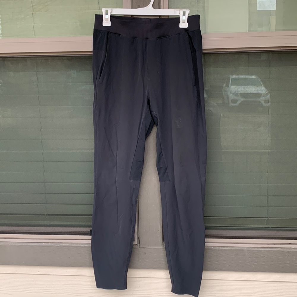 Lululemon In Mind jogger pants SMALL grey lightweight slim 29” inseam